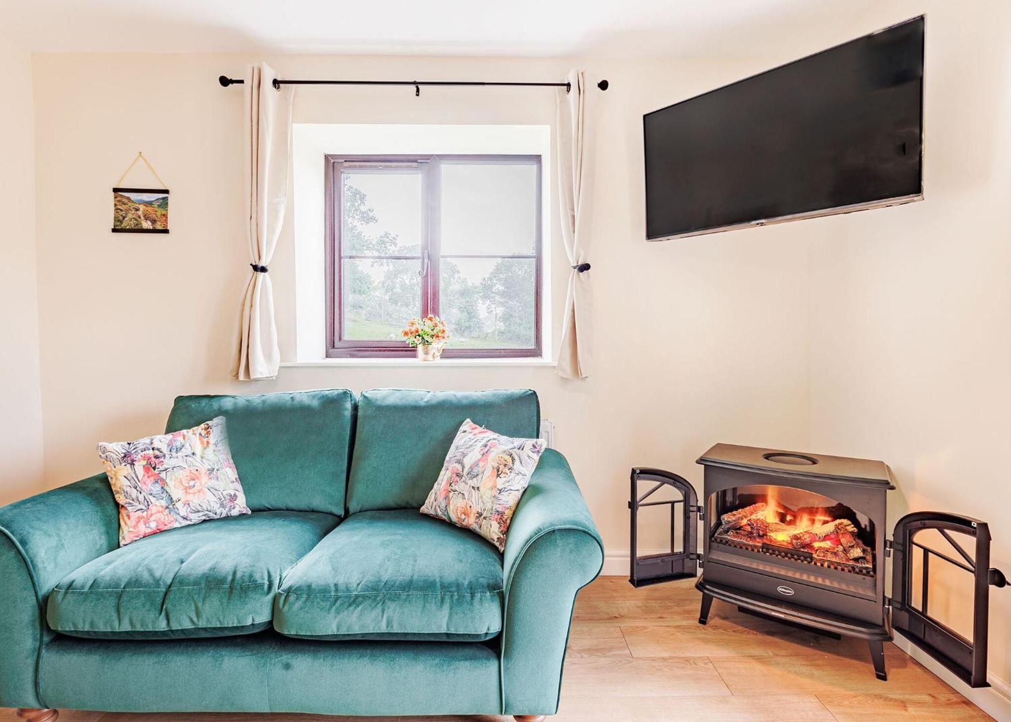 Sgubor Fach Holiday home *
